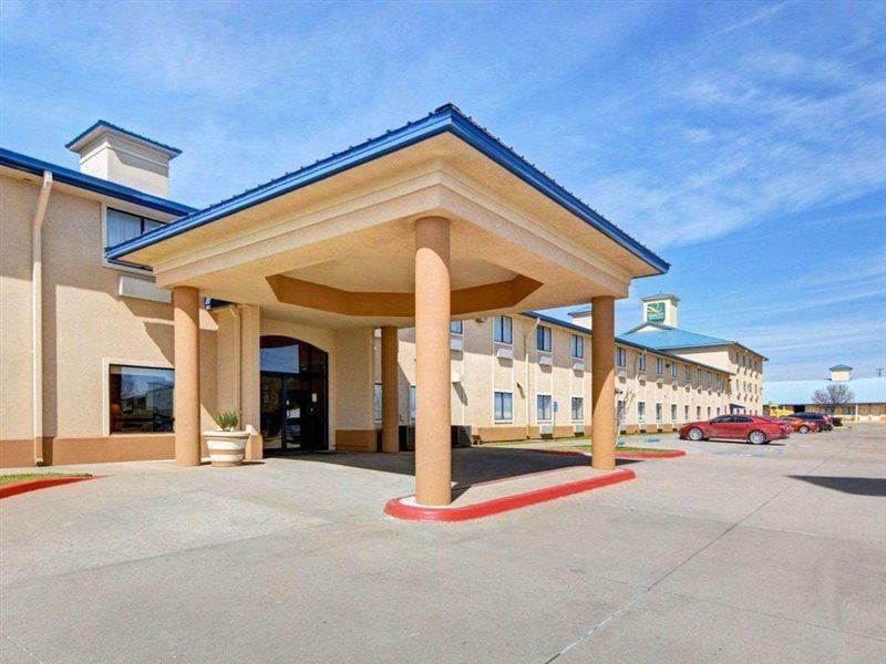 Quality Inn & Suites Wichita Falls I-44 Екстериор снимка