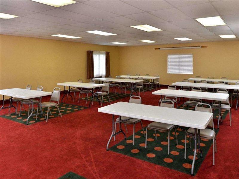 Quality Inn & Suites Wichita Falls I-44 Екстериор снимка