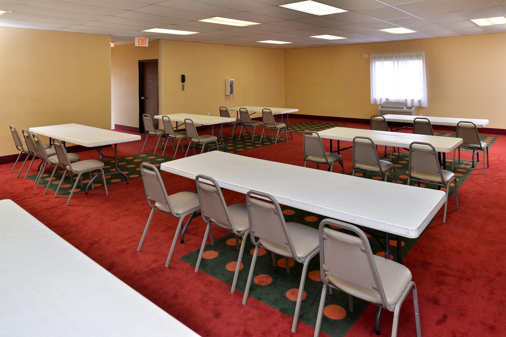 Quality Inn & Suites Wichita Falls I-44 Екстериор снимка