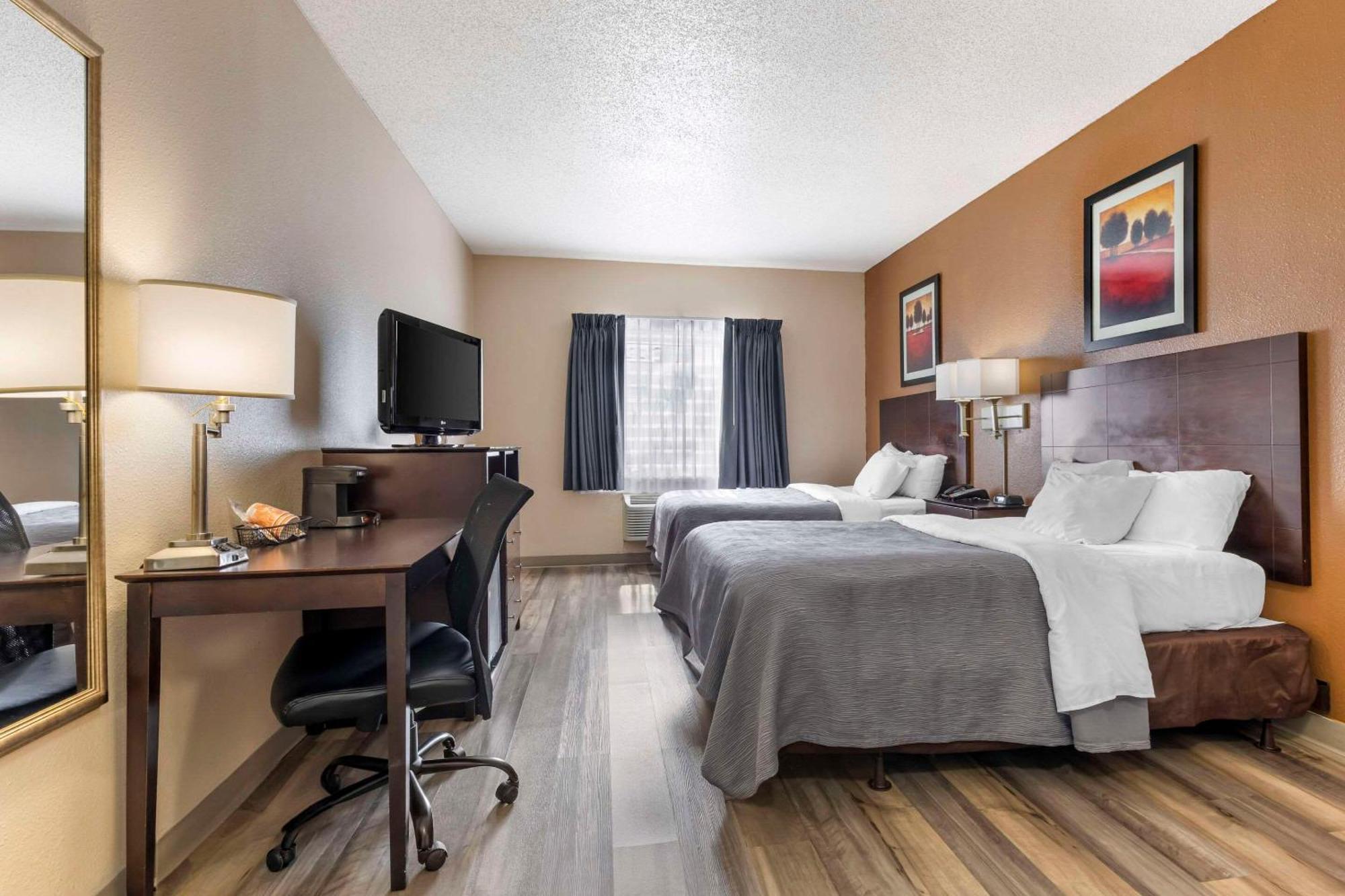 Quality Inn & Suites Wichita Falls I-44 Екстериор снимка